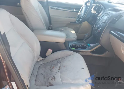 2013 Kia Sorento Lx V6 из США, поврежденный, VIN 5XYKTDA22DG336689